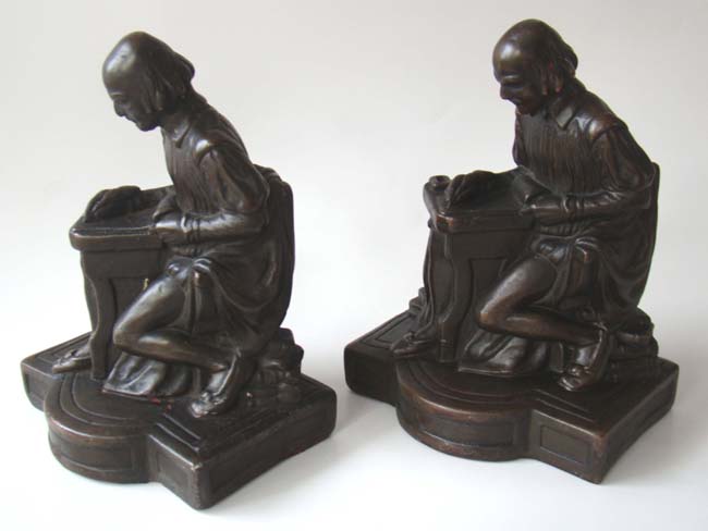 A RARE pair of SHAKESPEARE bookends sculpted by G S Allen and made by the Armor Bronze Co. in 1926 — image 3